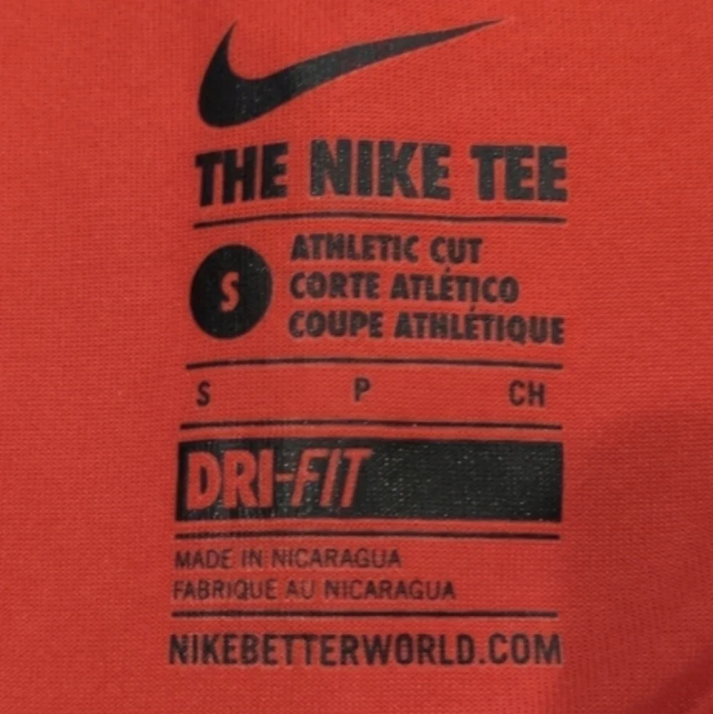 Nike Dri-Fit Red Short Sleeve Crew Neck Legend Training Tee Size Small